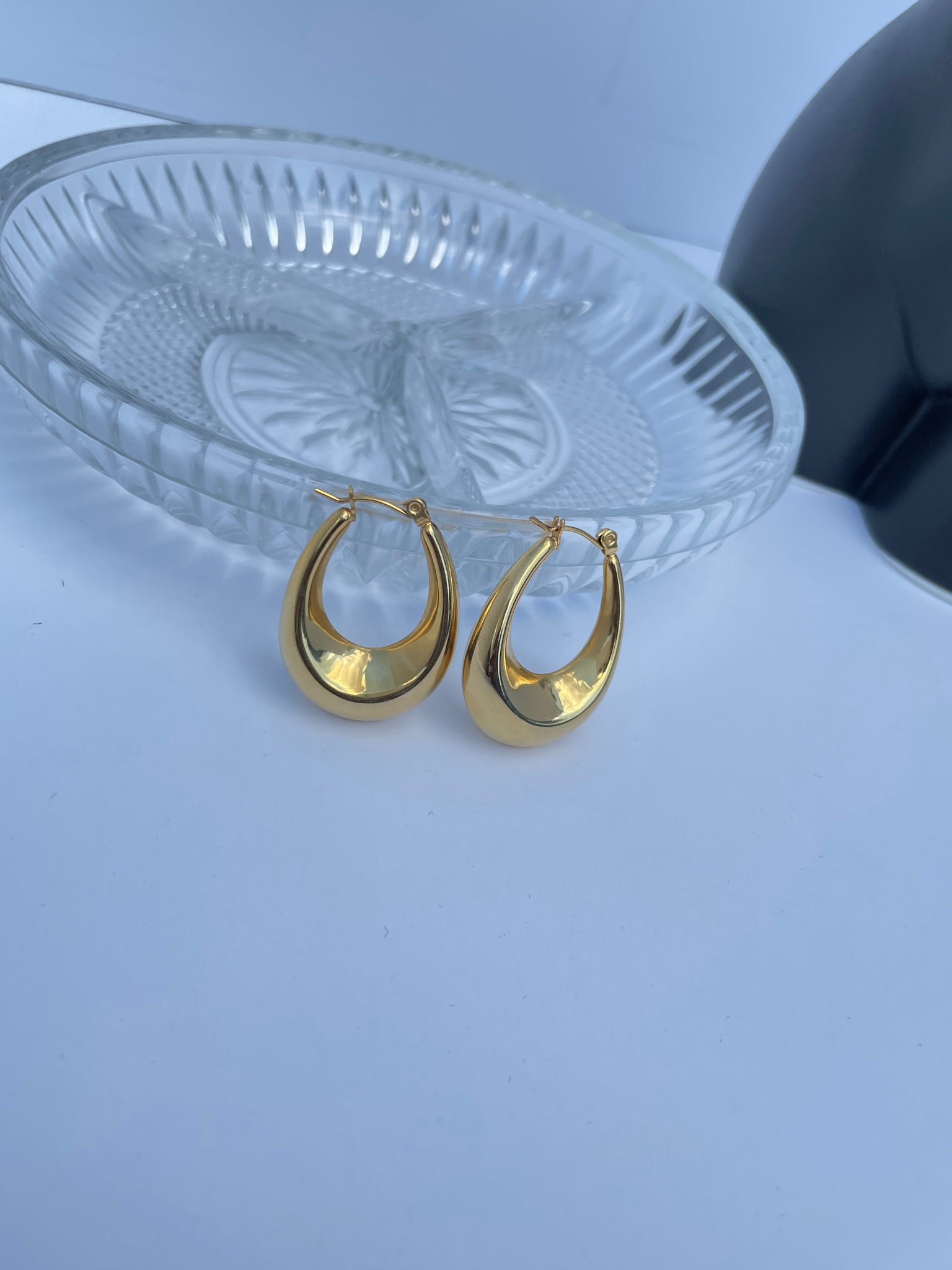 Thick Oval hoops